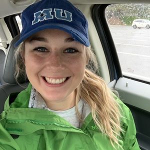 Meet your Posher, Kelly